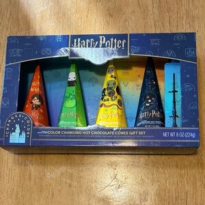 New RARE Harry Potter Color Changing Hot Chocolate Cones Gift Set & Stir Wand